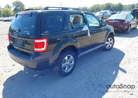 2011 Ford Escape Xlt z USA, uszkodzony, nr VIN 1FMCU0D72BKA03008